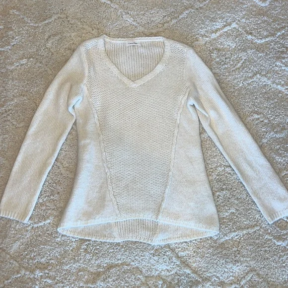 Medium White Calvin Klein Sweater - Picture 2 of 3
